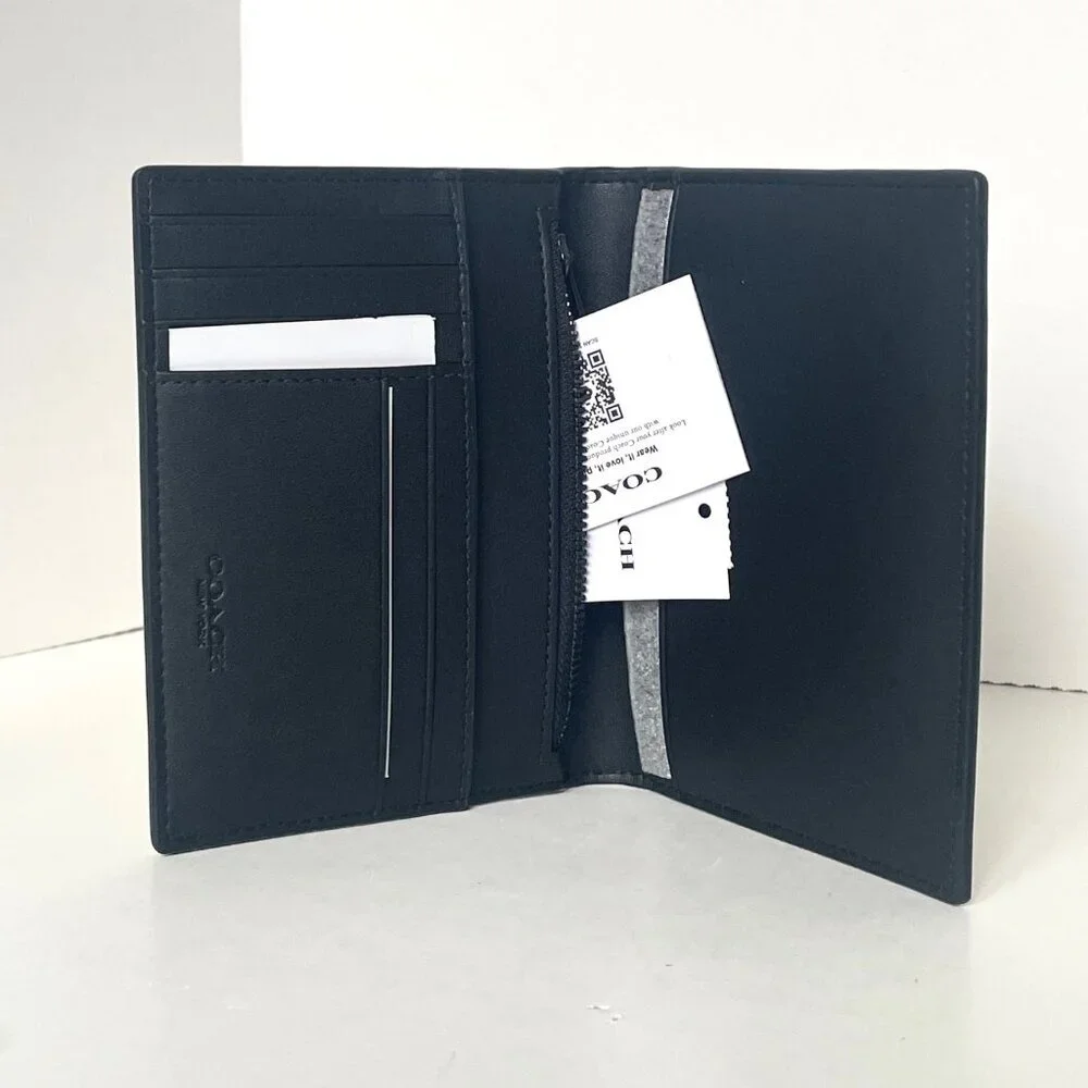 Coach Signature Passport Holder Card Case CW170 Tan Black Slim Wallet NWT - Picture 4 of 8